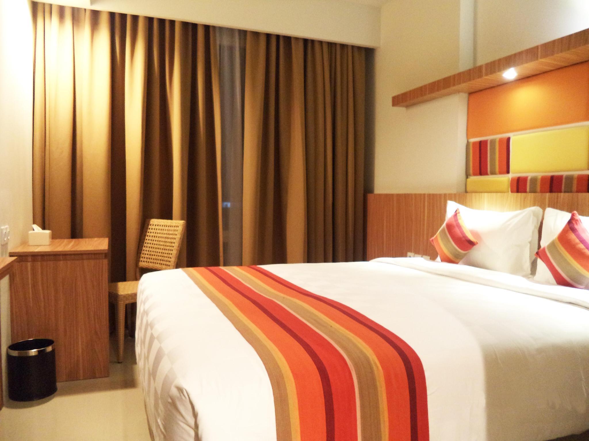 Kyriad Hotel Airport Jakarta Tangerang Exterior photo