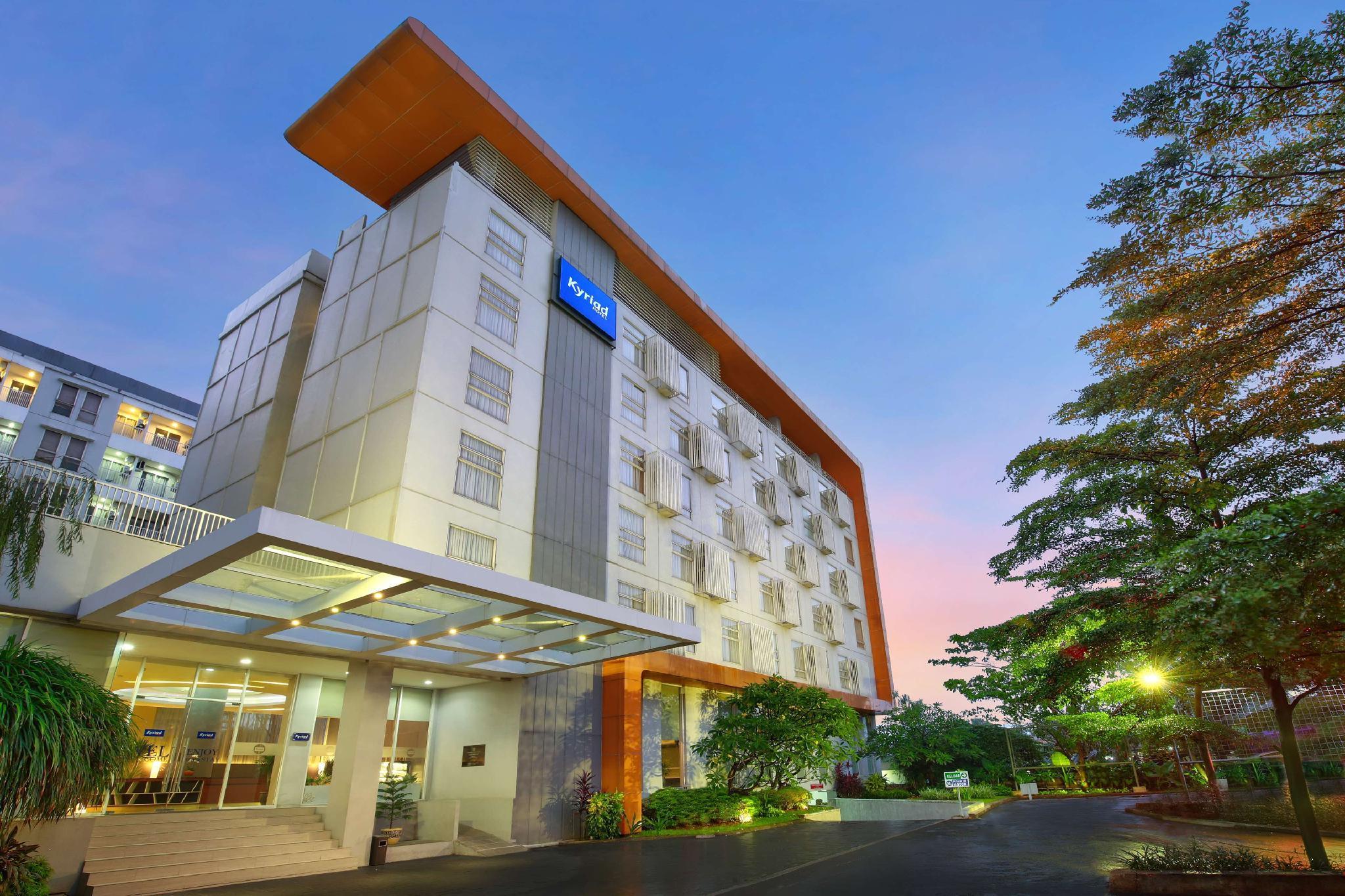 Kyriad Hotel Airport Jakarta Tangerang Exterior photo