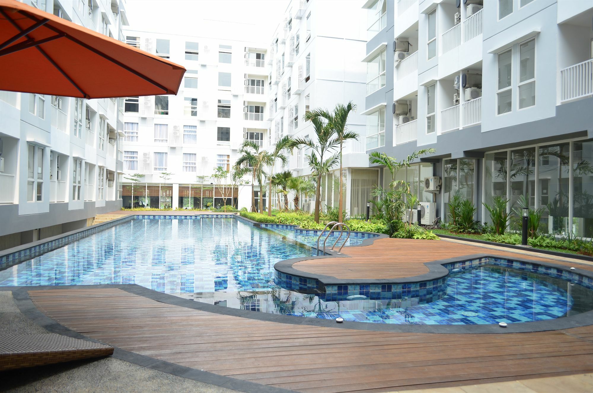 Kyriad Hotel Airport Jakarta Tangerang Exterior photo